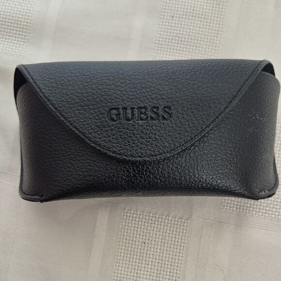 Guess Orange Sunglasses with Black Case - Picture 2 of 16